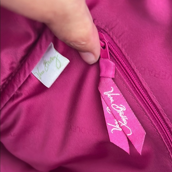 Vera Bradley Pink Quilted Shoulder Bag with Plush Design - Picture 6 of 12